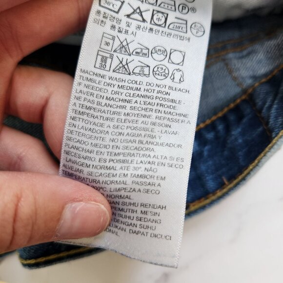 Levi's 501 Distressed Medium Wash Denim Jeans Casual Denim Men's 32x32 - Picture 9 of 10